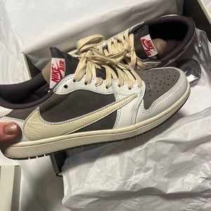 Air 1 Jordan x Travis Scott Mocha ☕️